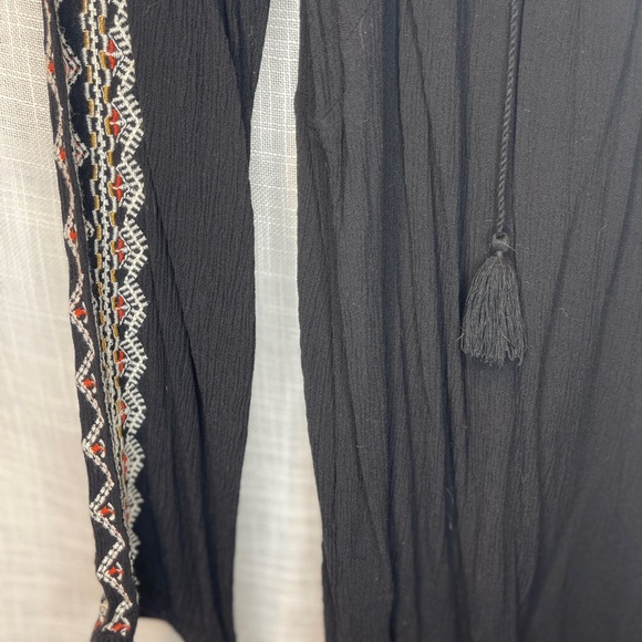 Old Navy Embroidered Bell Sleeve Shirt - Picture 3 of 4